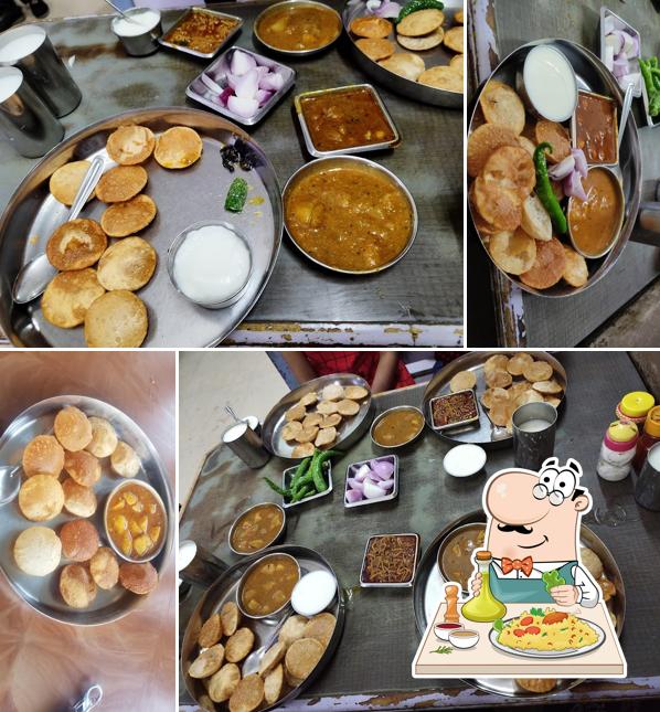 Food at Rajubhai Purishak