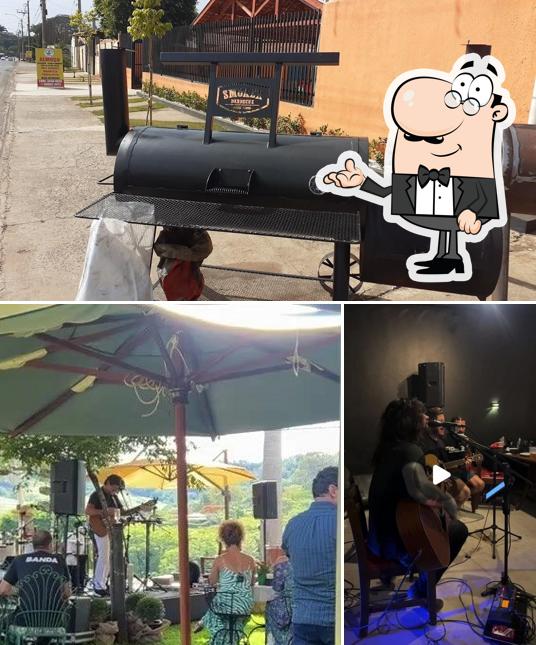 O interior do Smoker Barbecue Brasil