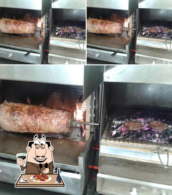 El jasmin sert des repas à base de viande