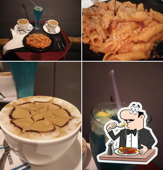 Among various things one can find food and drink at Hollywood Cafe Pithoragarh