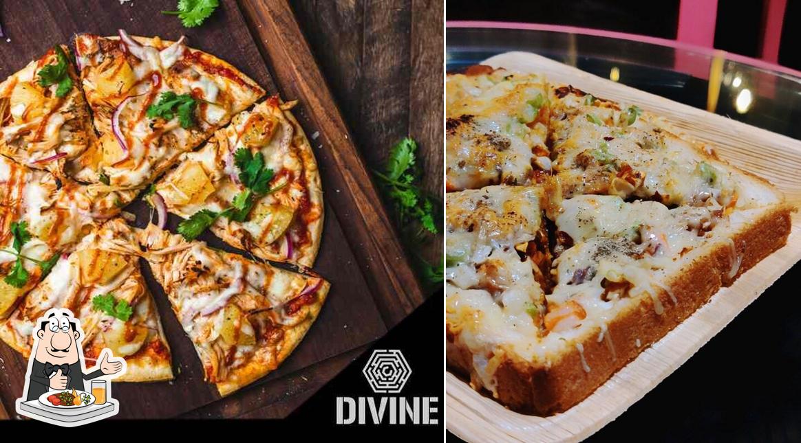 Food at DIVINE - Café & Restró