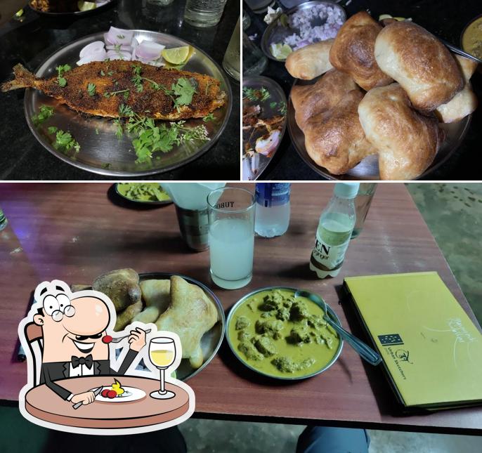 The picture of food and beverage at Savitri Bar And Restaurant