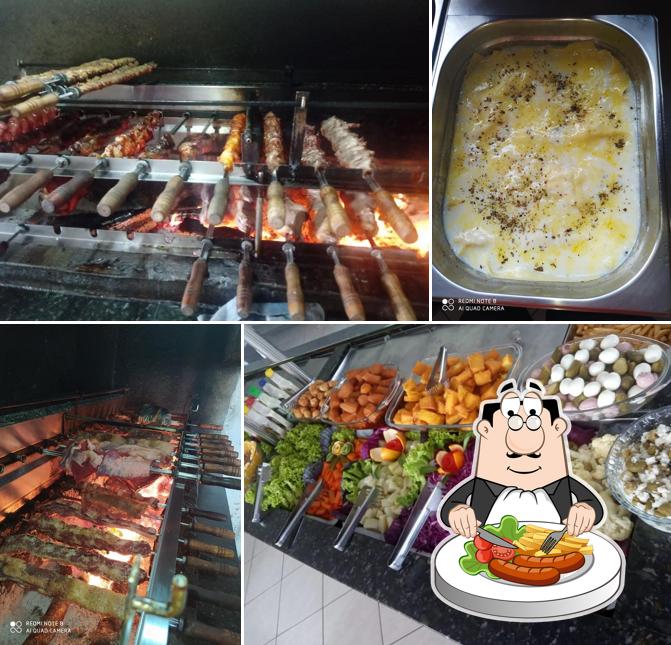 Comida em Churrascaria Tavares Realeza PR