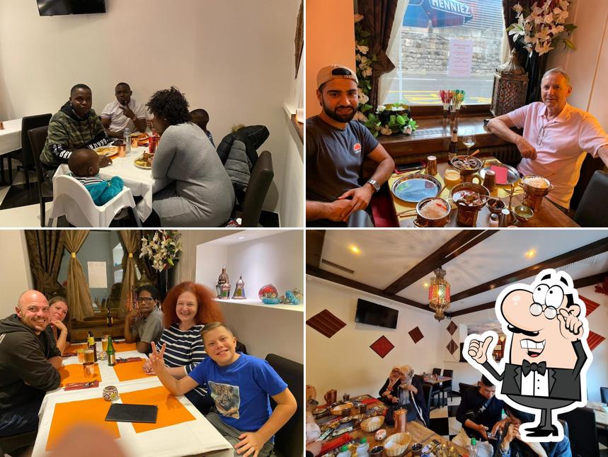 Dai un'occhiata agli interni di Indian Restaurant NOUR