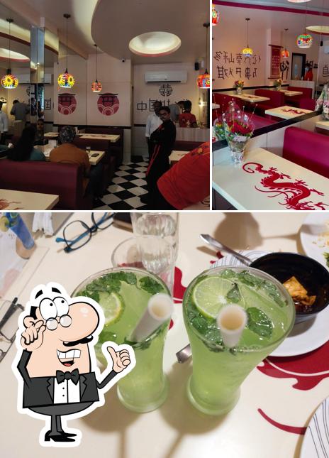 This is the photo depicting interior and beverage at Flavours Of China, Prabhadevi