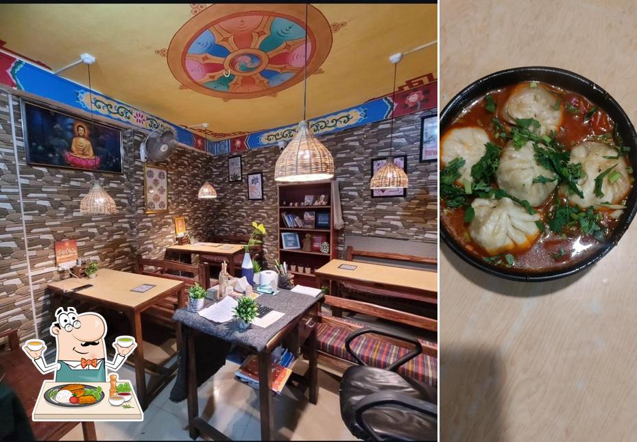 Food at Lhakar cafe 89