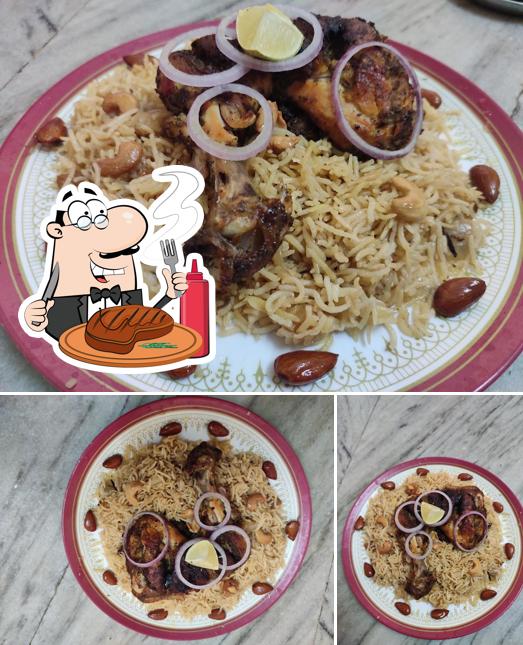 Try out meat dishes at MOHAIDEEN BHAI VEETU BRIYANI