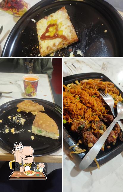 Food at Pizza Point maninagar