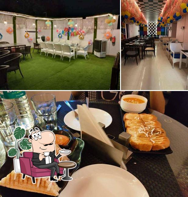 Check out how Dream Art Cafe Banquet & Restaurant - Jankipuram looks inside