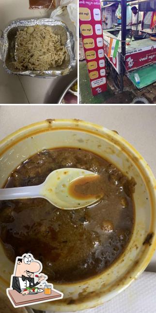 Food at PUNJABI BHATURA HOUSE