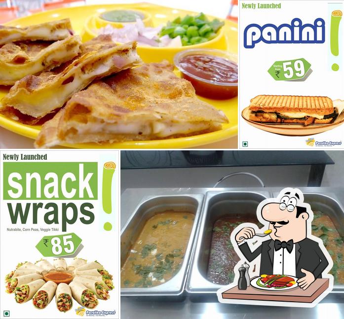 Food at Paratha Express