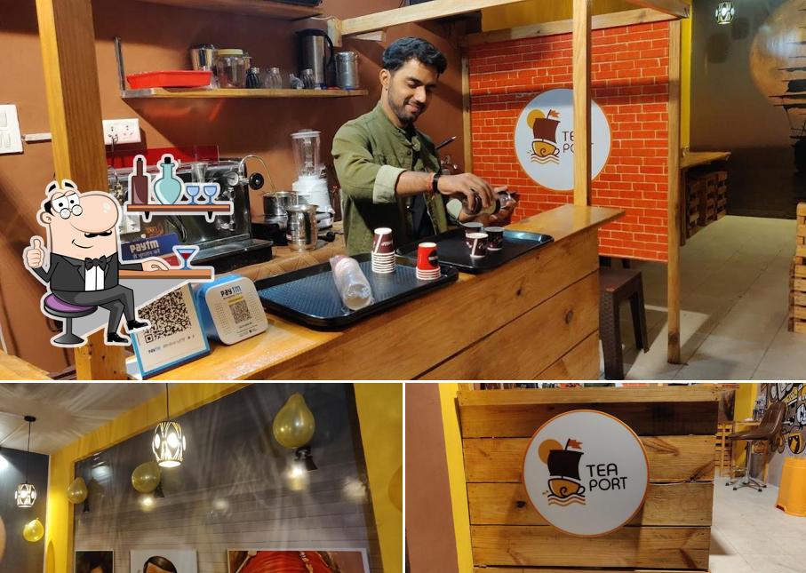 The interior of TEA PORT CAFE