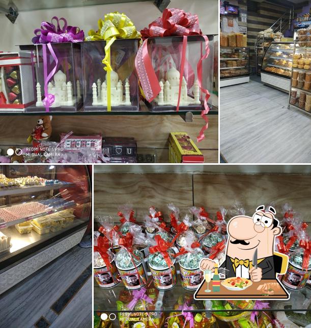 Food at Deepak Bakers