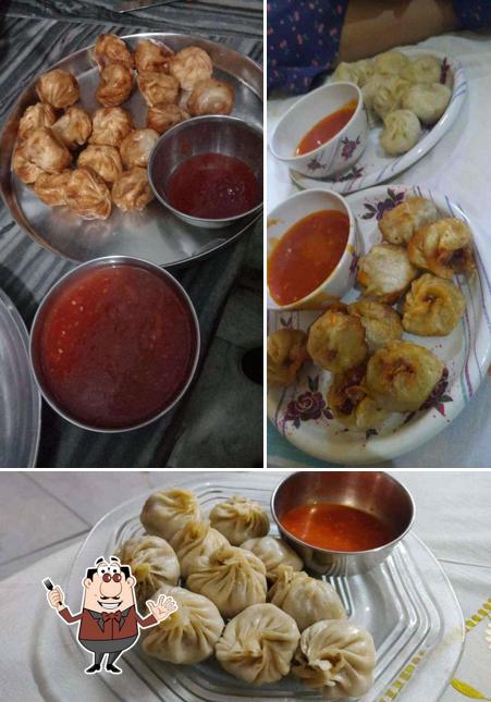 Food at Momo Hut