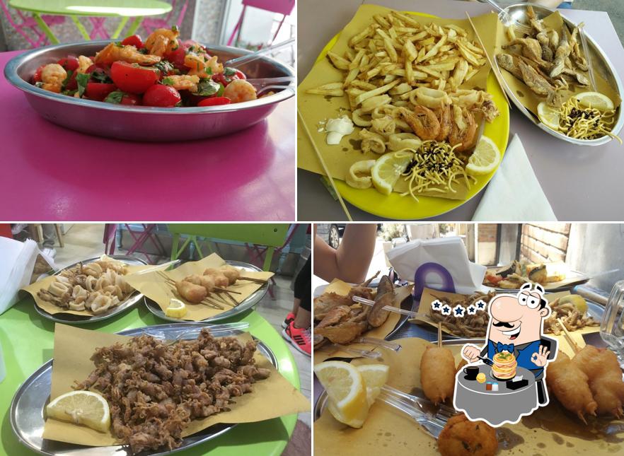 Cibo al Pesce fritto e baccalà