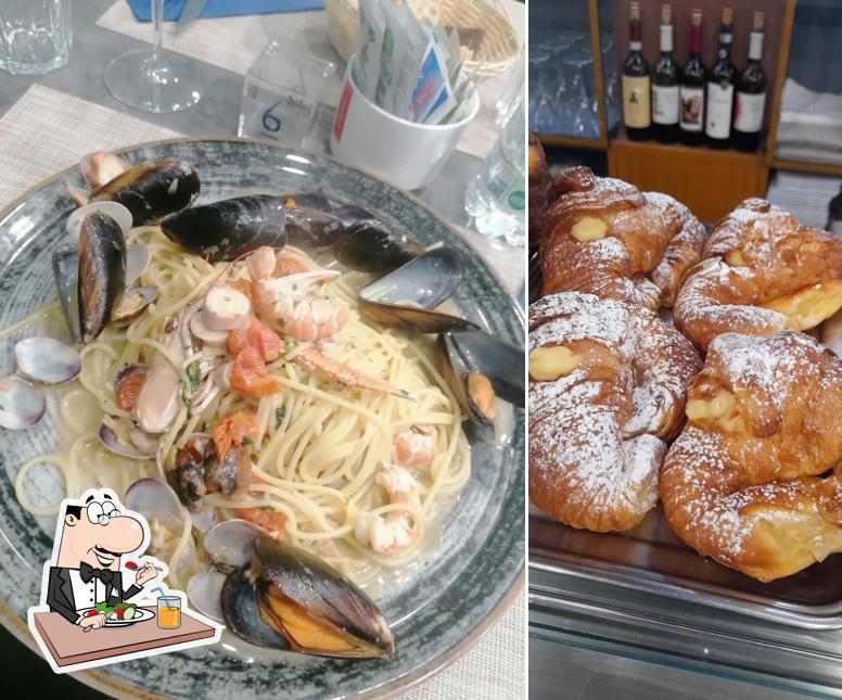 Platti al Bar Pasticceria La Pergola
