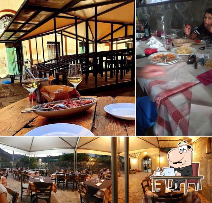 Dai un'occhiata agli interni di Trattoria Pizzeria I Due Compari