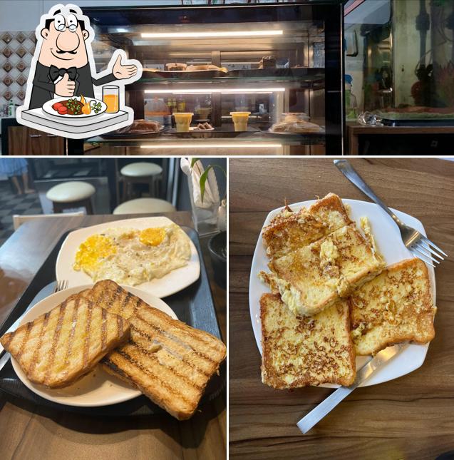 Meals at Massi's Cafeteria