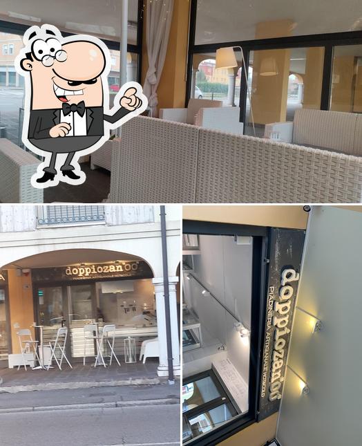 Gli interni di Piadineria Doppiozan00