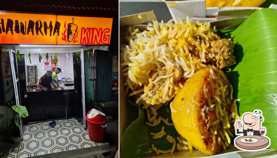 Food at ধর্মতলার মোড়ে