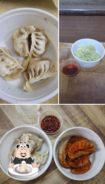 Dumplings at Momo Guy