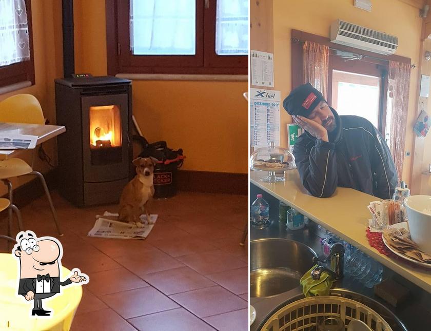 Gli interni di bar stop and go