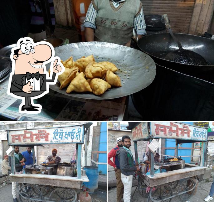 Here's a picture of Sattu Special Samose