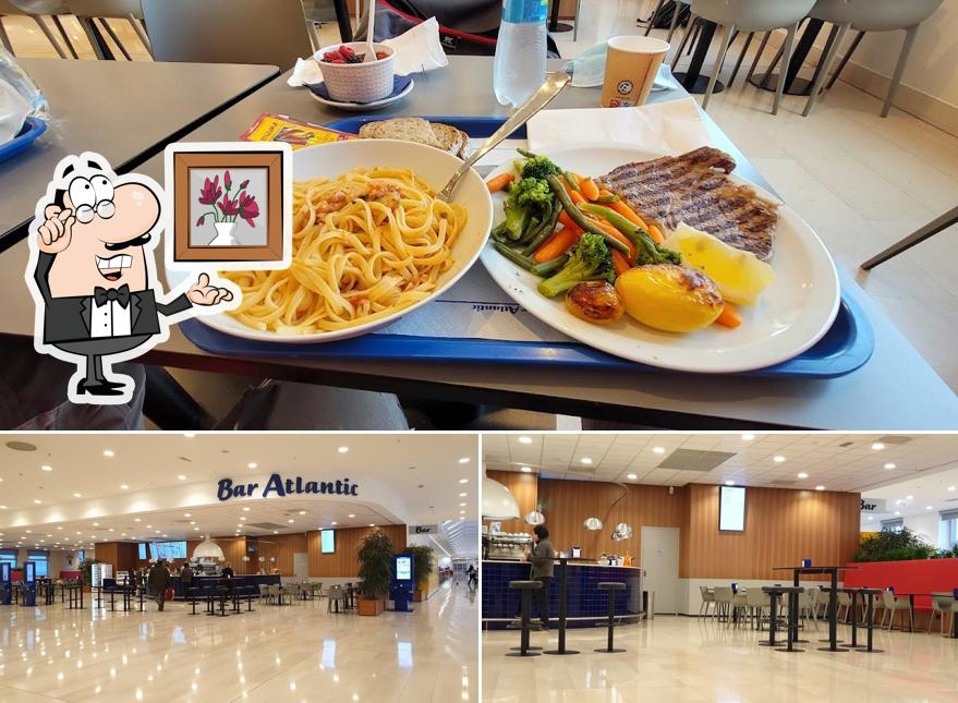 La interni e cibo del ristorante