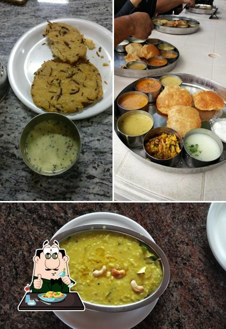 Food at Hotel Mayura