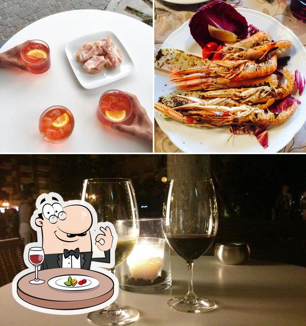 La foto di cibo e interni da Enoteca Vini Pregiati