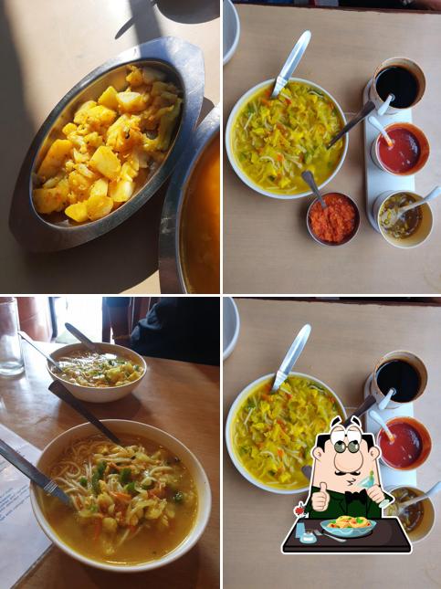 Macaroni and cheese at Kora Cafe