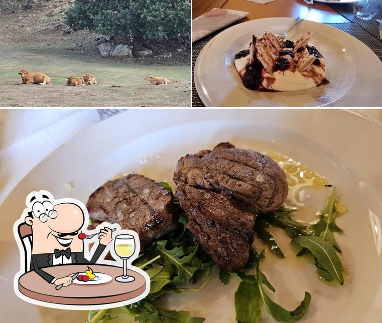 Platti al Agriturismo Casale del Marrone