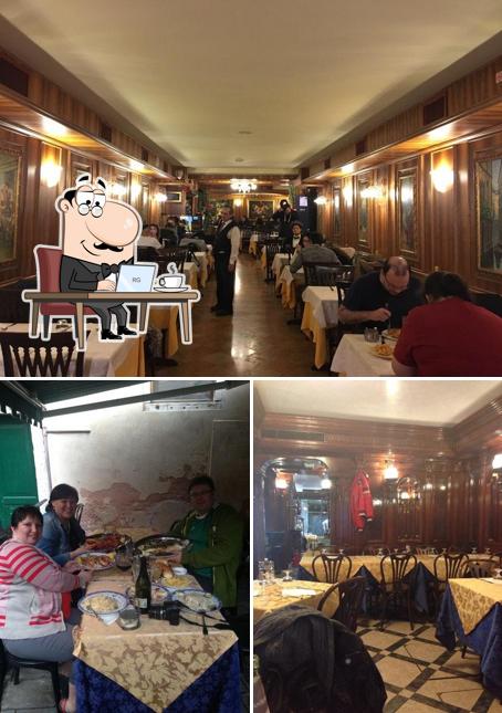 Siediti a un tavolo di Ristorante Pizzeria