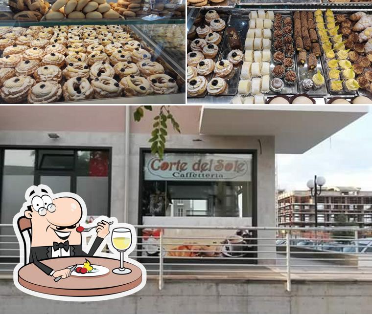 Cibo al Caffetteria "La Corte del Sole"