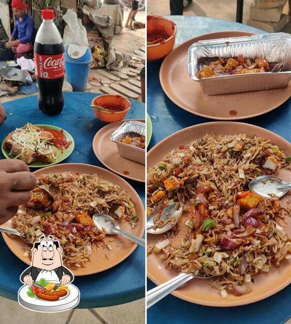 Food at Chinese chilli Sizzler Kiosk