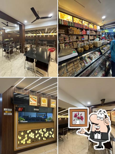 The interior of Jamuna veg restarurant
