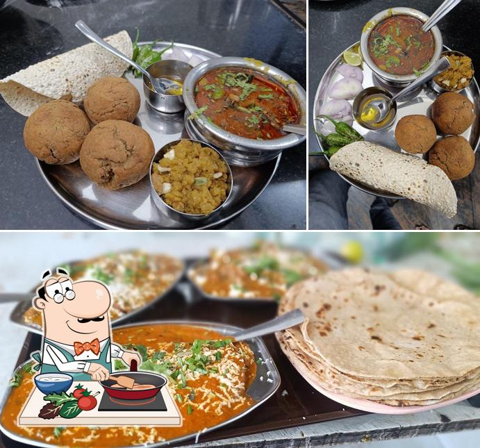 Chicken curry at Aryas Purohit Pure Veg Restaurant