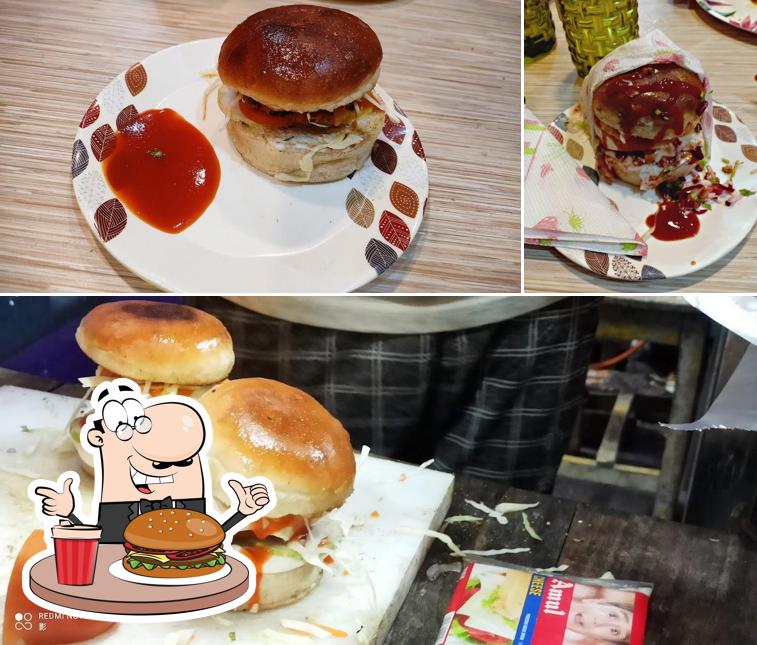 Order a burger at HUNGRY ZONE best restaurant in muzaffarpur