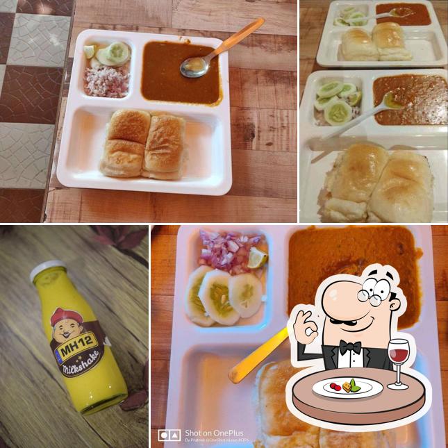 Food at MH 12 Pav Bhaji