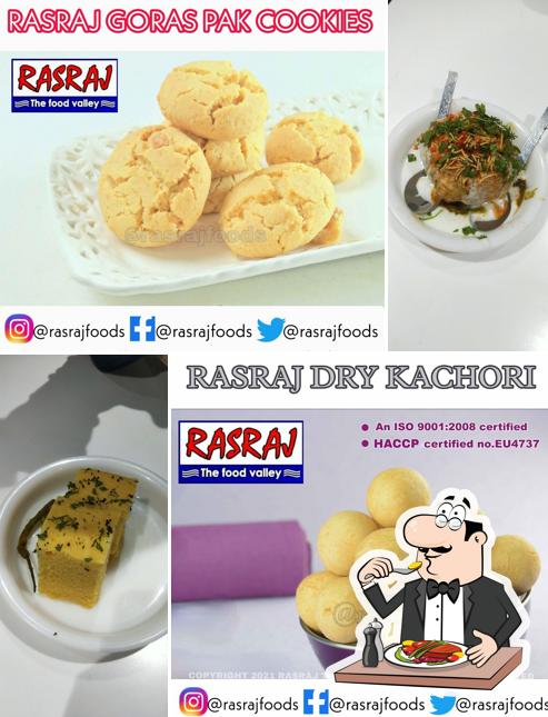 Food at RASRAJ (mul road branch)
