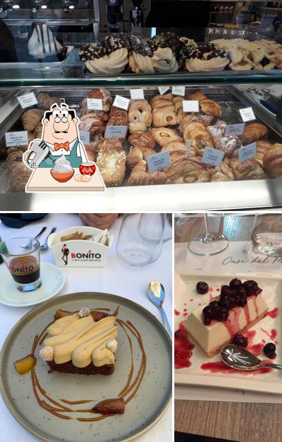 Ristorante "Oasi del porto" offre un'ampia selezione di dessert