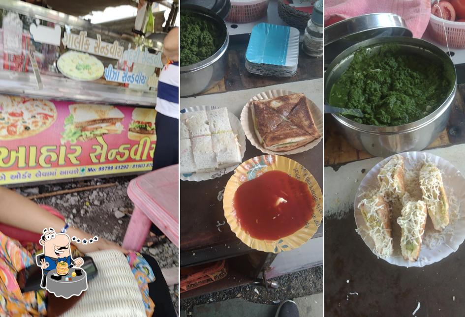 Food at Dipak aahar sendwich pawbhaji pulav