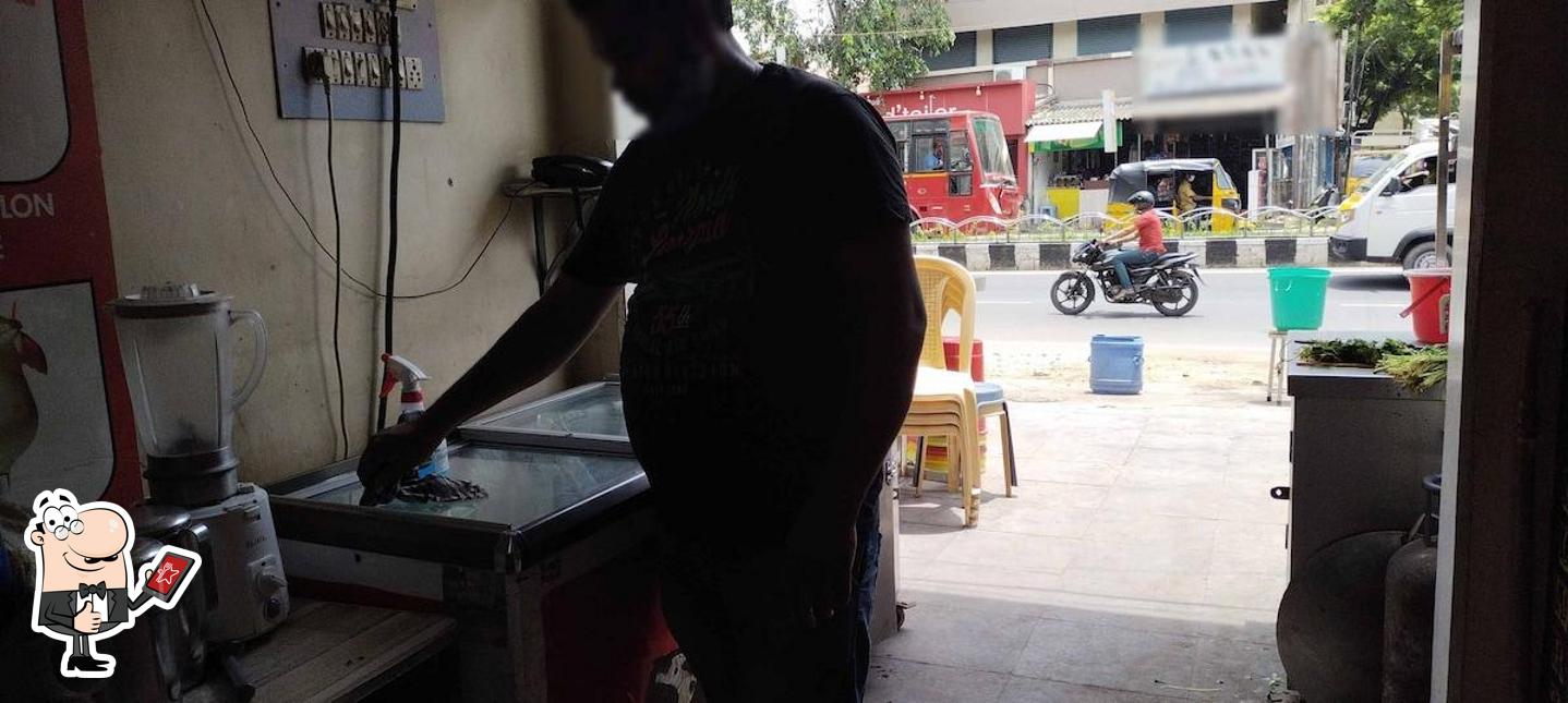 Grand Chats & Chillerz photo