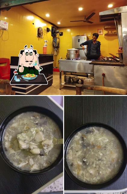 Among different things one can find food and interior at MonChai Barrackpore