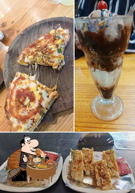 Food at the burger shop