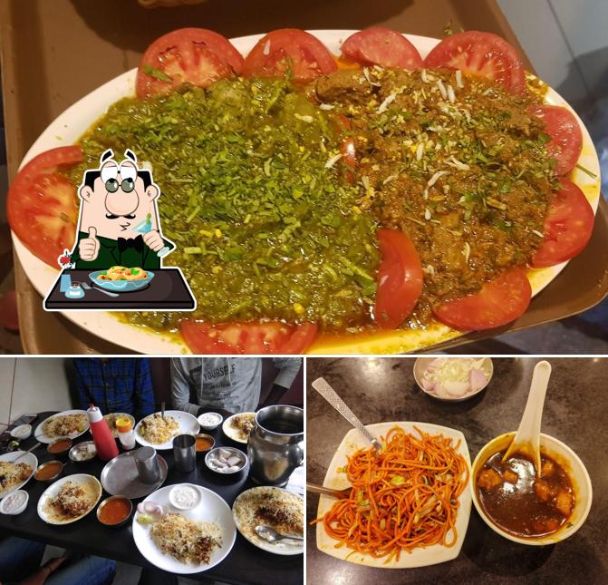 Food at Mujawar Restaurant