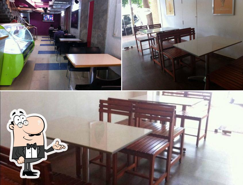 The interior of Boomerang Ice Cream