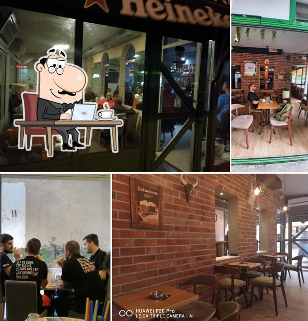 Siediti a un tavolo di Cafe Arka