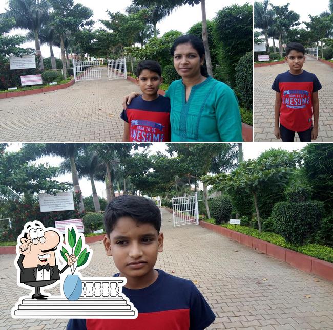 Aishwarya Family Hotel