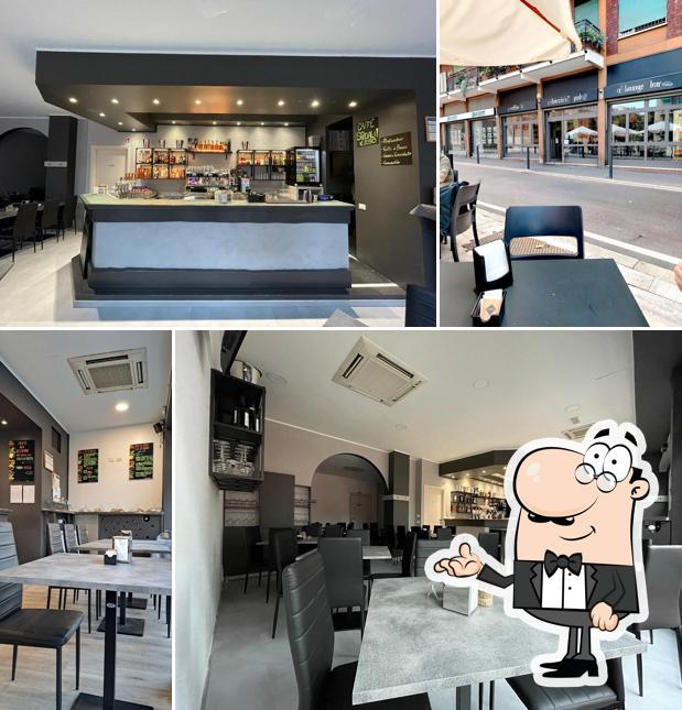 Dai un'occhiata agli interni di Fonzie's Pub